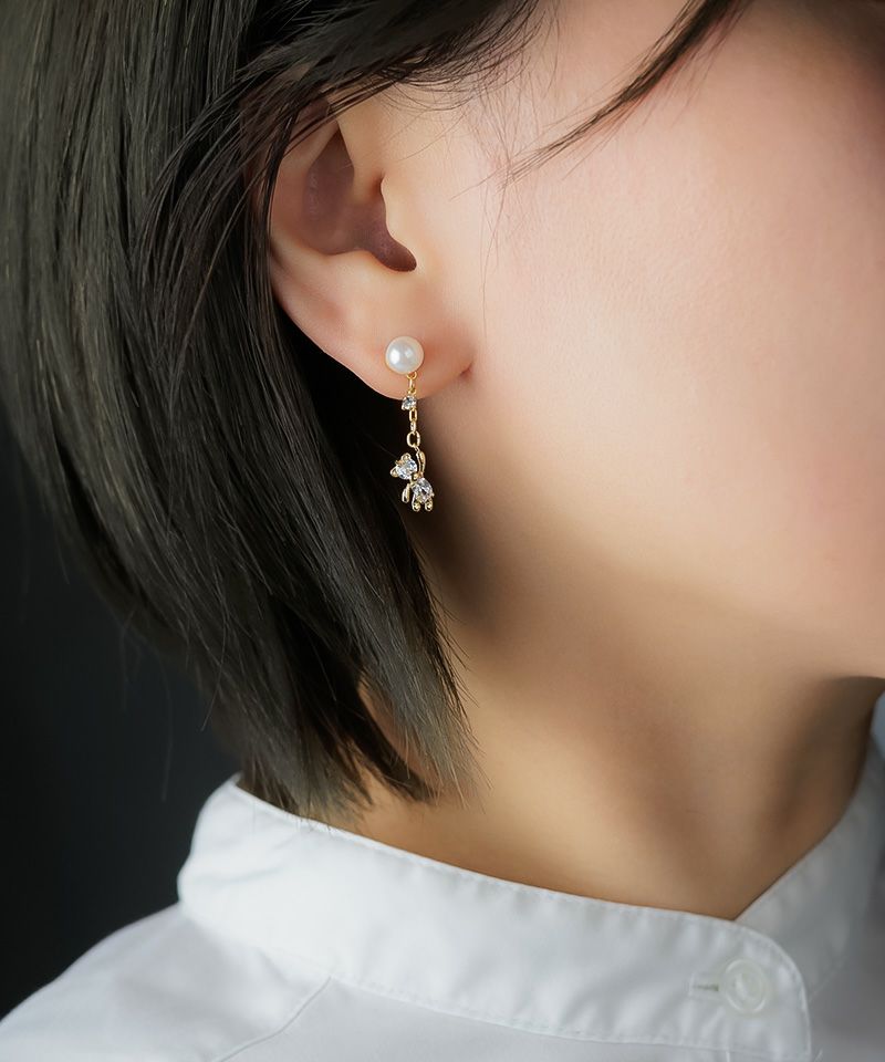 らーちゃん　THBT ゴールドクリスタルヘアピン2本セット らーちゃん様専用 THBT ゴールドクリスタルヘアピン2本セット